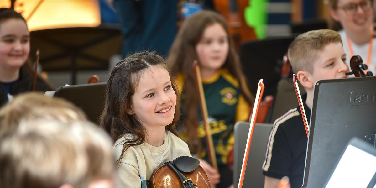 Benedetti session with young string players