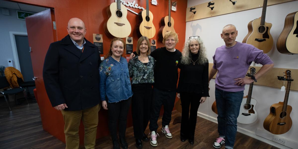 •	EA Music and teachers from Belfast Boy’s Model, Colaiste Feirste and Malone Integrated College meet world-renowned musician and singer-songwriter Ed Sheeran.