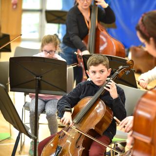 Benedetti session with young string players