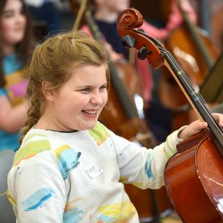 Benedetti session with young string players