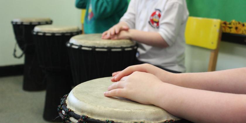 photo children's hands on drums