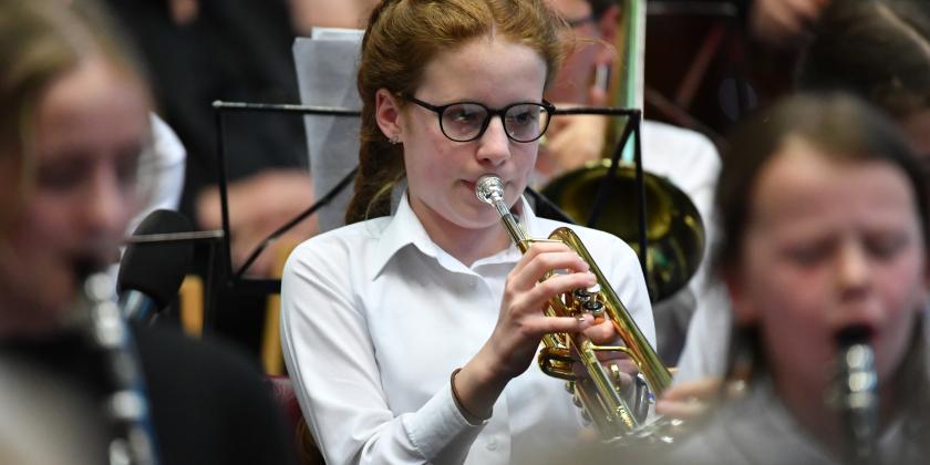 Trumpet player in concert